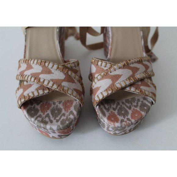 Stuart Weitzman & Theodora Callum Biarritz Printed Wedge Sandals Size 40/ US 9.5 - Picture 3 of 9
